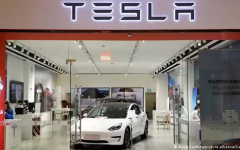 Abre juicio sobre multimillonario pago de Tesla a Elon Musk