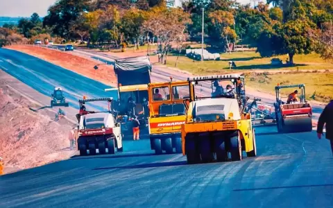 MOPC espera pagar USD 150 millones por deudas de obras