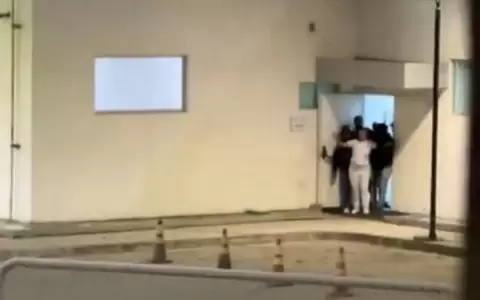 Una banda secuestra durante horas un hospital de Ecuador