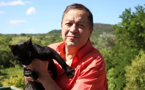 Andr�s Colm�n Guti�rrez, ganador del concurso de novela in�dita "Augusto Roa Bastos"