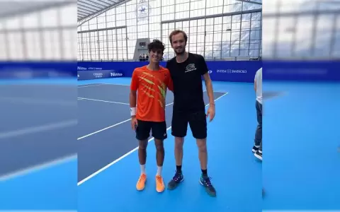 Vallejo entren� con Medvedev