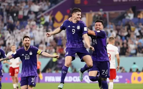 Argentina supera a Polonia y clasifica como l�der; M�xico, afuera