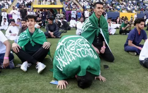 El rey de Arabia Saudita decret� feriado tras el triunfo contra Argentina en el Mundial de Qatar