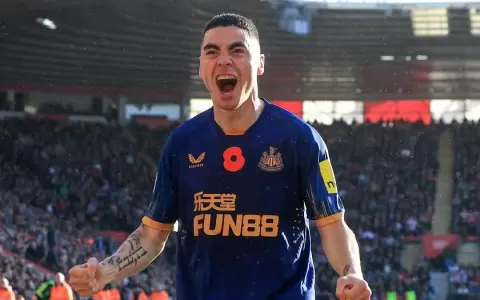 �Imparable! Almir�n y su cuarto tanto al hilo en Premier League