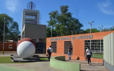 Funcionarios de la UNA, en paro por dos d�as exigiendo nivelaci�n salarial