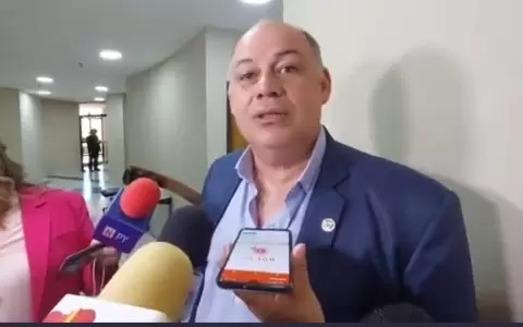 Senador que ocupa banca de Unace dice que renuncia "es indeclinable�