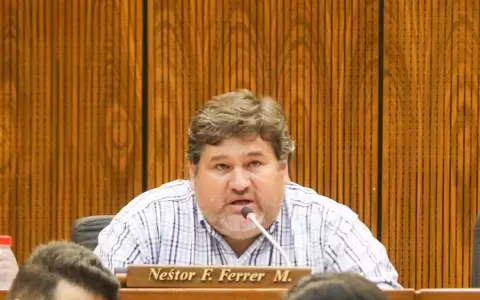 �Ten�amos que hacernos sentir�, dice diputado de HC argumentando retirada de la sesi�n