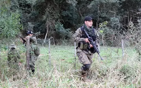 Detienen a una pareja por supuesto v�nculo con el EPP