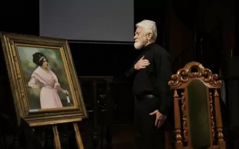 Unipersonal sobre Serafina D�valos en la Manzana de la Rivera