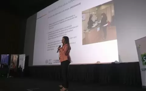 25N: Ministerio de la Mujer realiz� charla sobre violencia