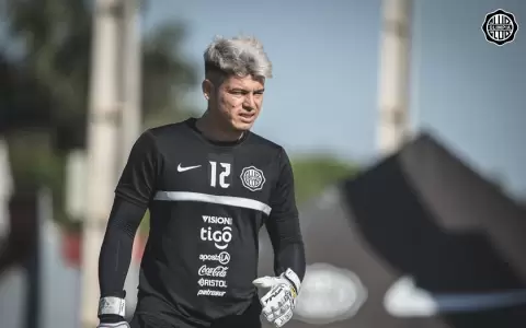 El requisito de Alfredo Aguilar para quedarse en Olimpia