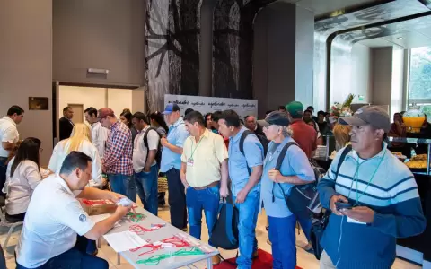 Promueven inclusi�n de productos de la agricultura familiar campesina en supermercados