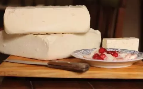Queso Paraguay de b�fala, 100 % artesanal