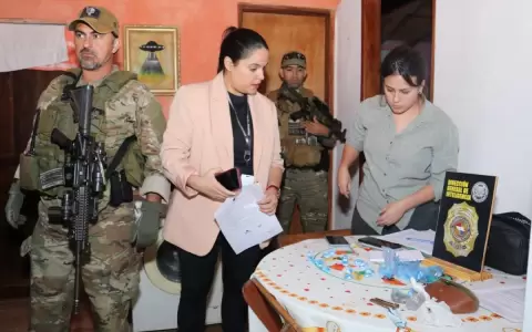Desbaratan red de proveedores de coca�na en Misiones
