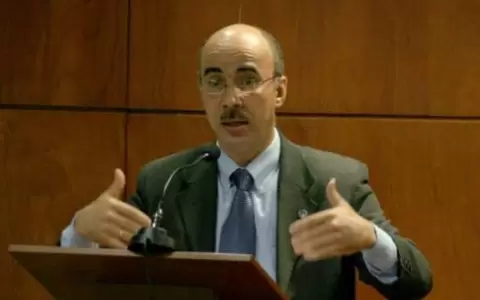 Solo una sentencia firme y ejecutoriada puede inhabilitar a Alegre, explica exjuez