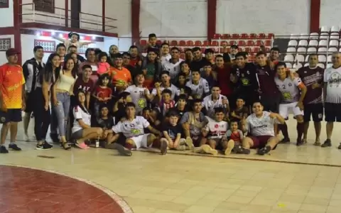 Oviedo, �emby, Caacup� y Mariano se suman a los finalistas