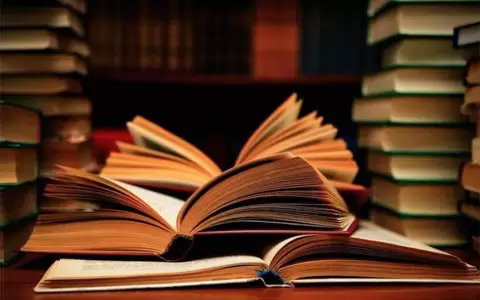 Fiesta del Libro Paraguayo� en la Plaza Uruguaya