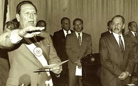 Novedad editorial: "La diplomacia paraguaya de la transici�n"