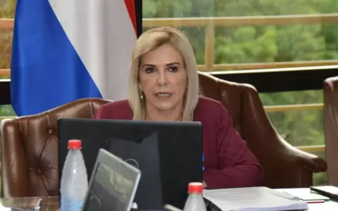 Senadora no descarta eliminar algunos puntos del Plan de Transformaci�n Educativa