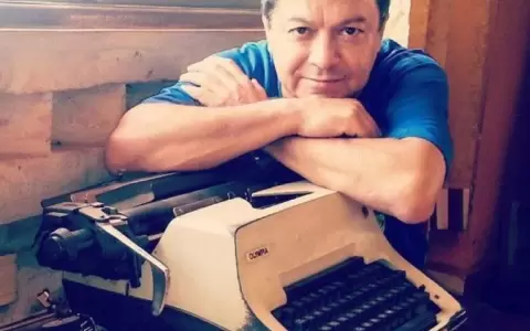 Andr�s Colm�n Guti�rrez presenta �Dos hombres junto al r�o� en el Juan de Salazar