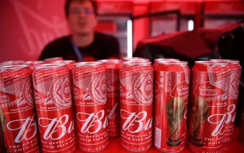 Qatar prohibi� la venta de cerveza en los estadios de la Copa del Mundo