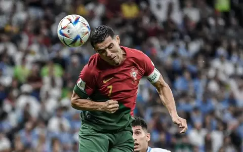 La tecnolog�a revel� qui�n anot� el primer gol de Portugal vs. Uruguay