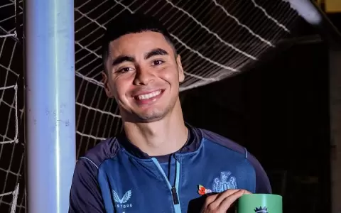 Almir�n devolvi� bien por mal
