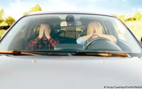 Personas no vacunadas contra covid tienen m�s de probabilidades de sufrir accidentes de tr�fico
