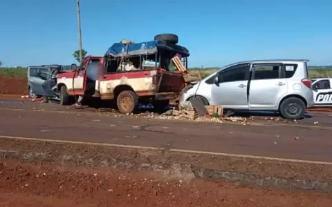 Paraguayo que regresaba al pa�s por las fiestas fallece en triple choque en Misiones, Argentina