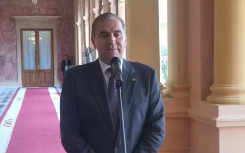 Comisi�n Permanente invita al canciller para hablar sobre Itaip�