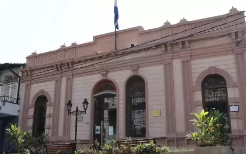 Lanzan nueva colecci�n de dise�os artesanales