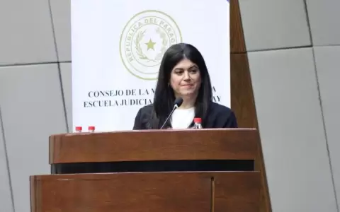 Audiencia de FGE: Seifart fue abordada sobre denuncias que involucran a sus hijos