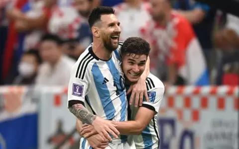 La humildad de Lionel Messi: cedi� su premio de MVP a Juli�n �lvarez