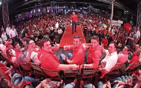 Honor Colorado realiz� su cierre de campa�a en Guair�