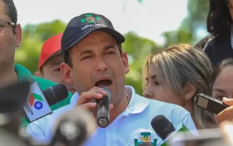Detenido Luis Fernando Camacho, l�der opositor y gobernador de Santa Cruz
