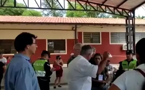 Denuncian que una persona quiso entrar a votar con un �copiat�n�