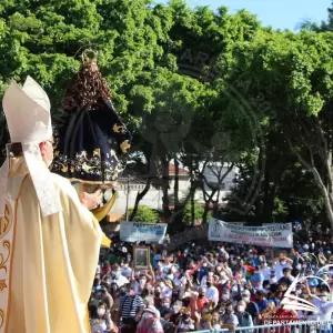 María "corredentora": la Virgen de Caacupé "no dejará de ser la madre del pueblo"