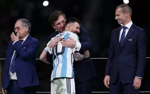 Alejandro Dom�nguez y su amistad con Lionel Messi