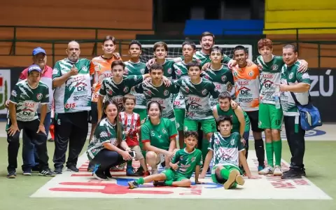 F�tbol de sal�n: Caaguaz� avanza en el Campeonato Nacional C15