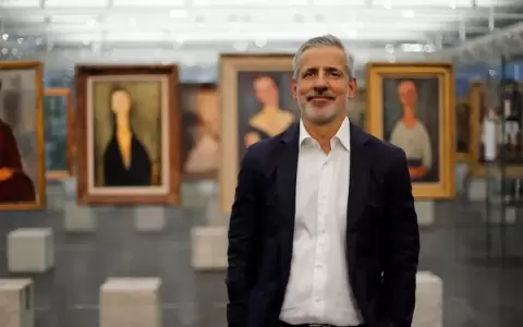 Adriano Pedrosa, curador de la Bienal de Venecia 2024