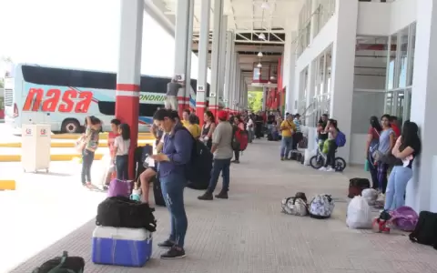 Intenso movimiento: 103.000 personas pasaron por Estaci�n de Buses de Asunci�n en Navidad