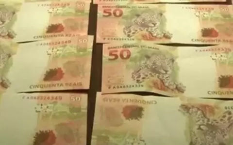 Detienen a hombre que compraba en locales comerciales con dinero falso