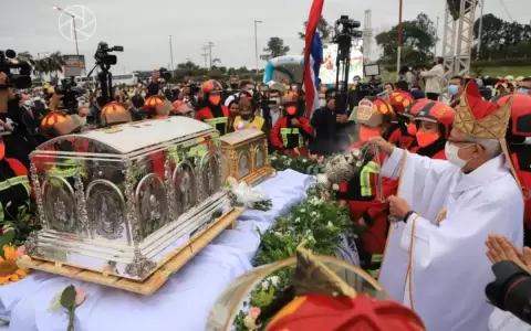 Urna con las reliquias de Chiquitunga ya puede ser peregrina, inform� cardenal