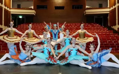 �Perlas y corales� sube a escena en el Centro Paraguayo Japon�s