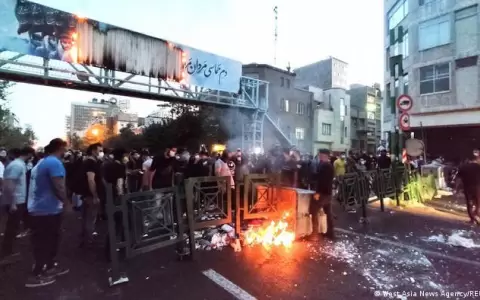 Crecen las protestas contra el r�gimen de Ir�n tras la ejecuci�n del primer manifestante