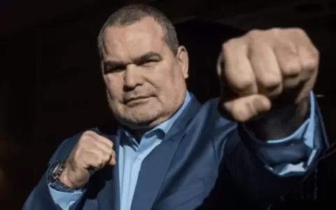 "No ser� tan f�cil para el Partido Colorado ganar en el 2023�, dice Chilavert