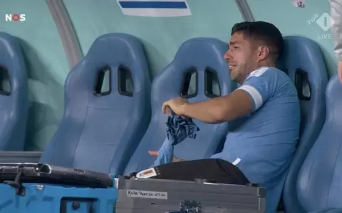 Viral: la reacci�n de Su�rez tras enterarse del segundo gol de Corea