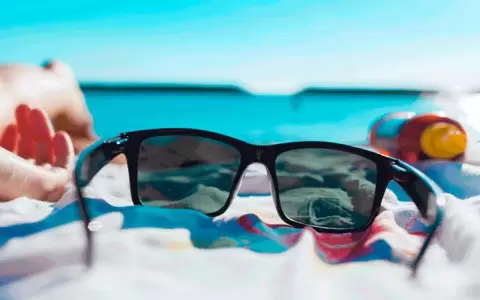 Salud insta a cuidar la vista en los d�as de altas temperaturas