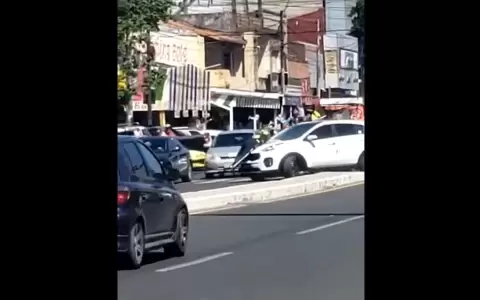 Detienen a conductor que "pase�" sobre su cap� a agente de Tr�nsito