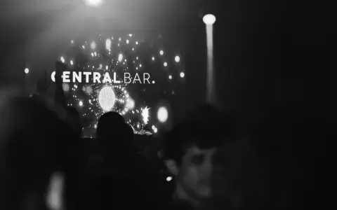 Fiscal�a imputa a propietarios de Central Bar por poluci�n sonora y otras irregularidades